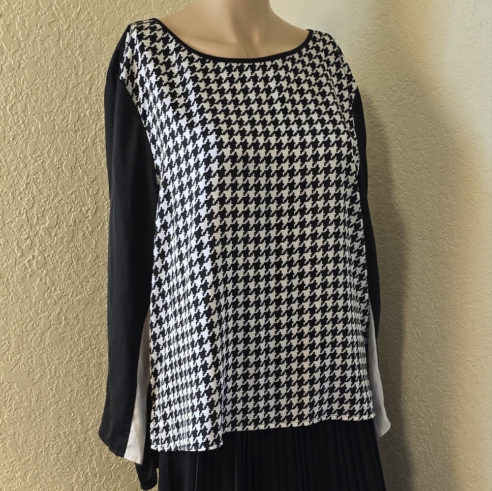 Vince Camuto Black Pleated Midi Blouse for Work